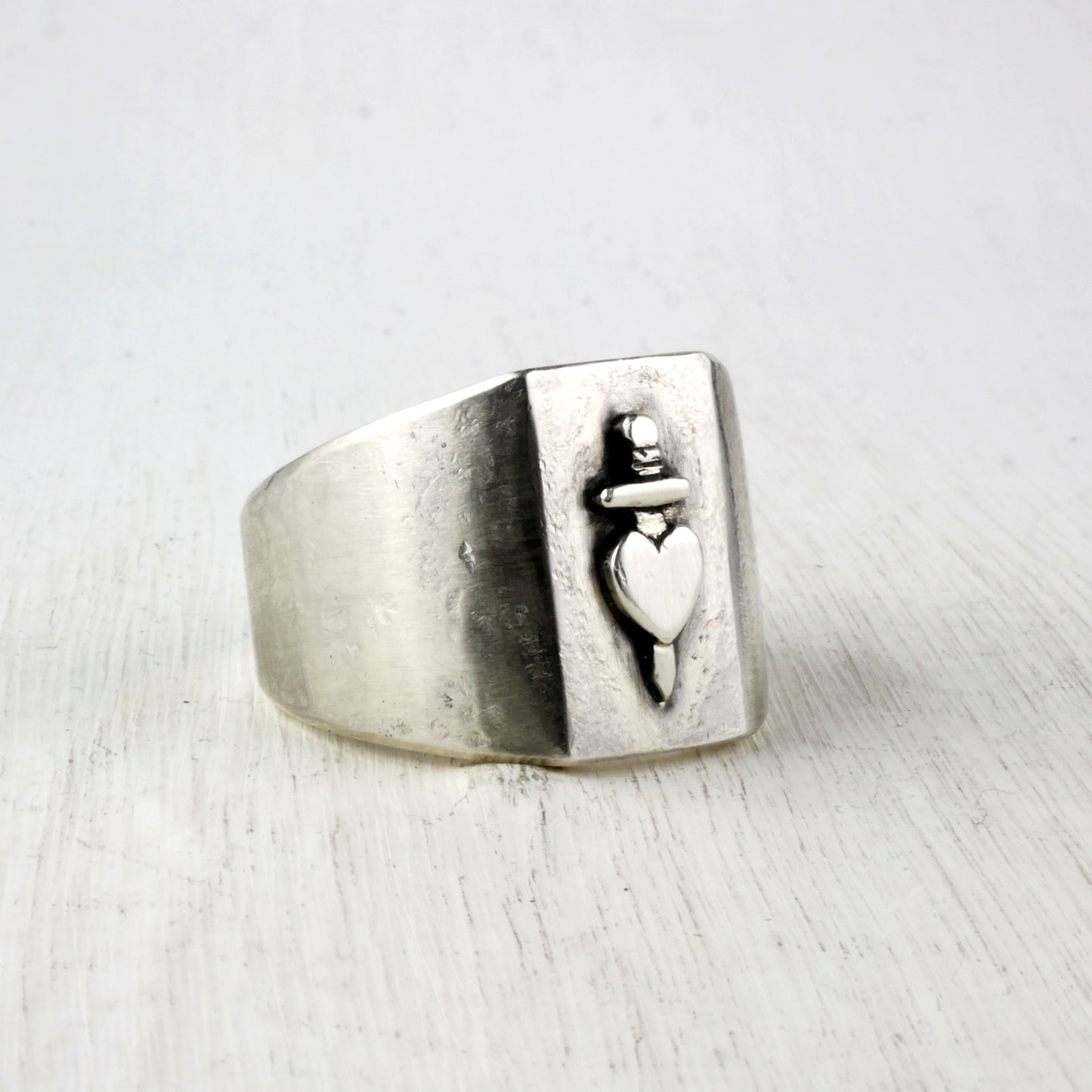 DOLOROSA SIGNET RING - Sterling Silver