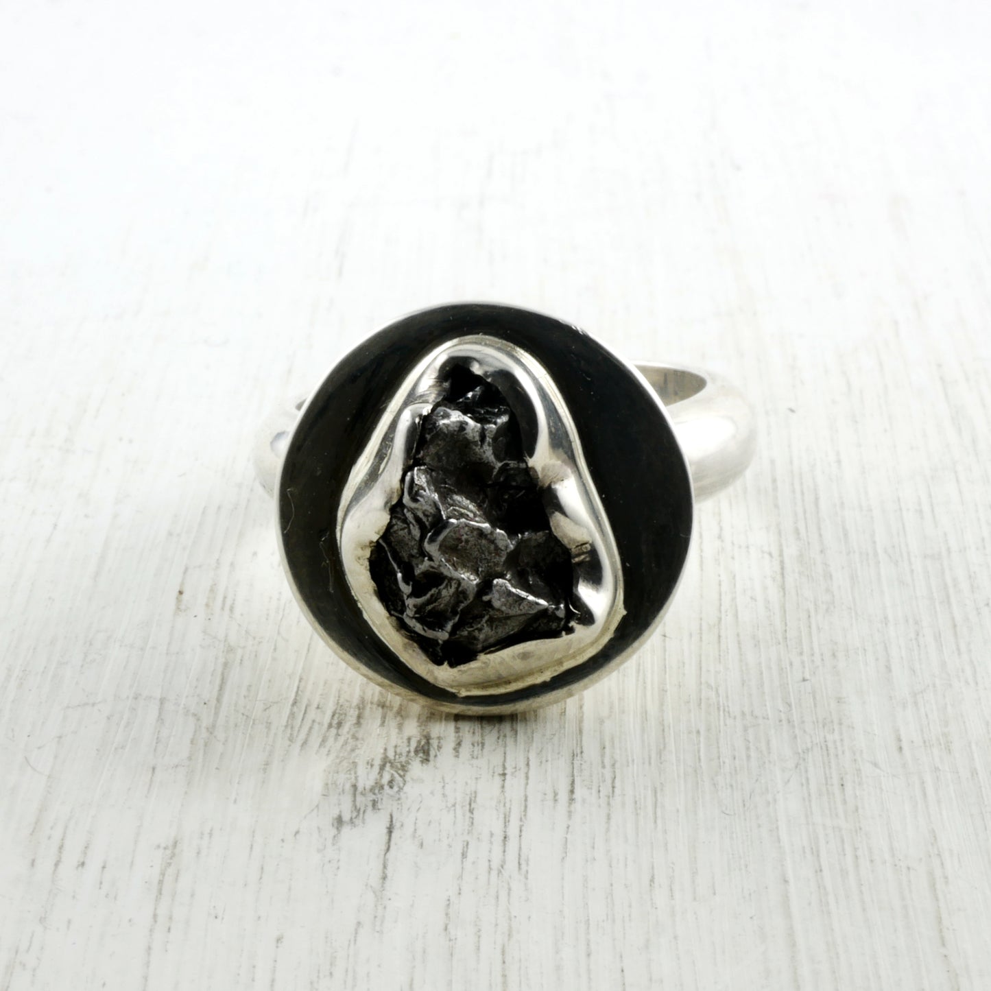 TERRA INCOGNITA RING - Silver & Meteorite