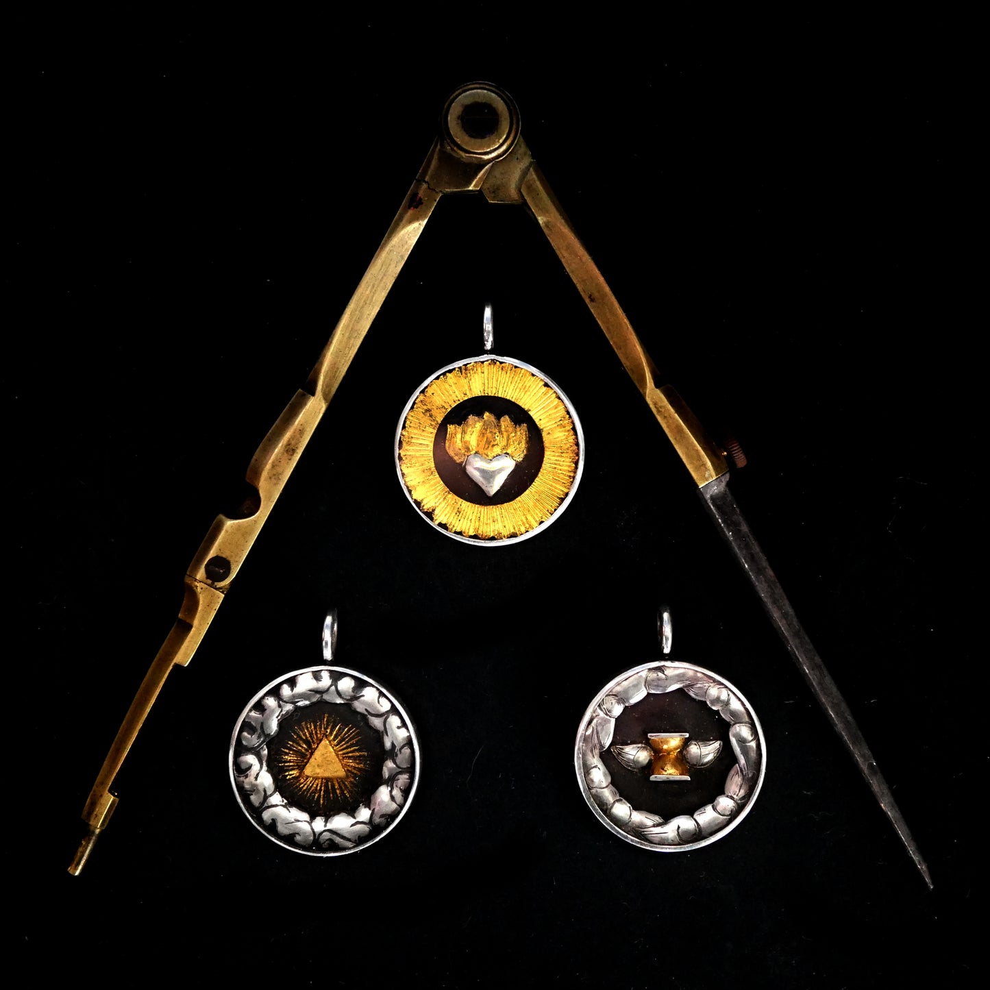 TRINITAS PENDANT - Sterling silver, Gold Foil & Glass