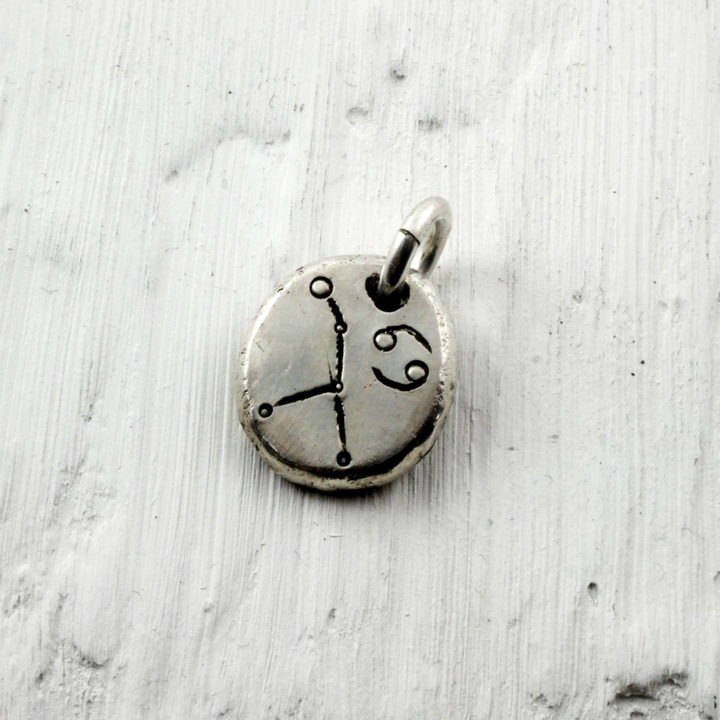 Pendentif constellation du cancer en argent