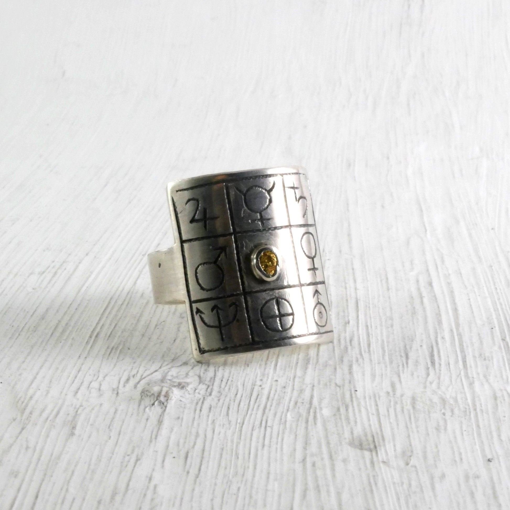 Bague carrée pépite d'or et argent