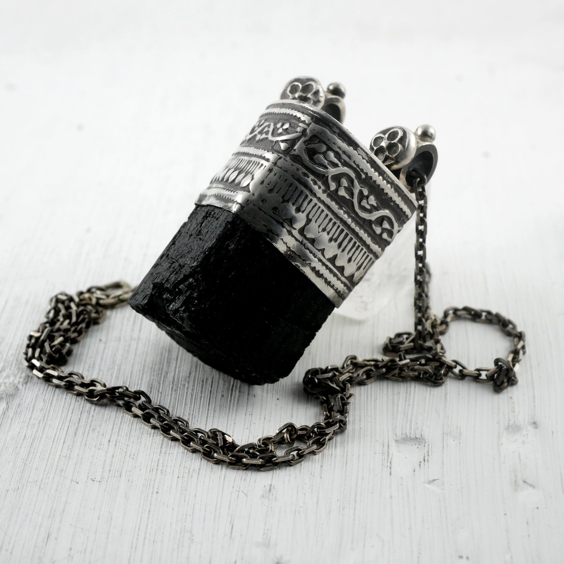 PENDENTIF NANGA - Argent & Tourmaline noire Thalisman 